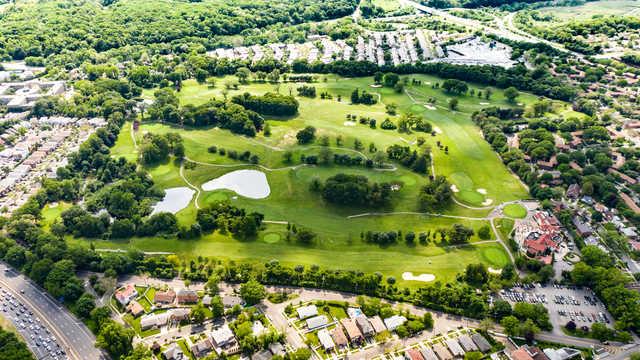 Douglaston GC: Aerial View