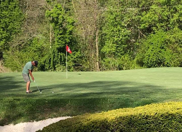 A view of hole #2 at Middlesboro Country Club.