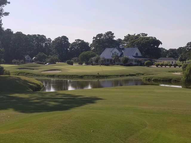 View of the 18th green at The Valley at Eastport Golf Club