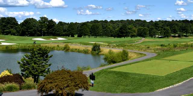 A view of a tee at Lakewood Country Club.