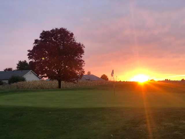 A sunset view of a hole at K’s Creek Golf Club.