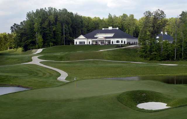 A view of the 18th green and the clubhouse at Lake Presidential Golf Club.