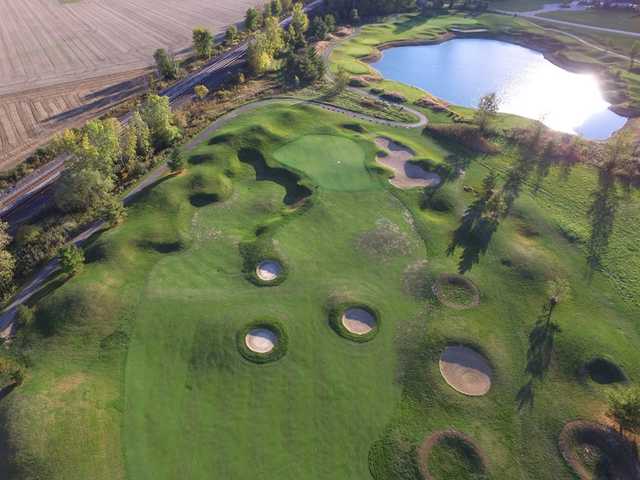 Aerial view of the 4th green and bunkers at Grey Hawk Golf Club