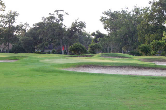 A view of a well protected hole at Heritage Oaks Golf Course.