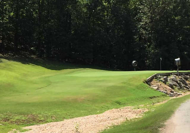 A view of a green at Deer Valley Golf Club (Chris Ramos).