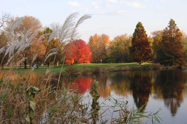 A fall day view of a hole at Winnetka Golf Club.