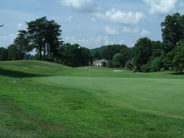 Eagle's Nest Country Club Tee Times - Somerset KY