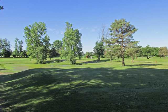 A view of a tee at Mastodon Golf Club.