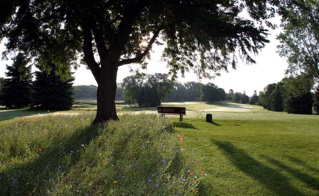 A view of a tee at Gem Lake Hills Golf Course.