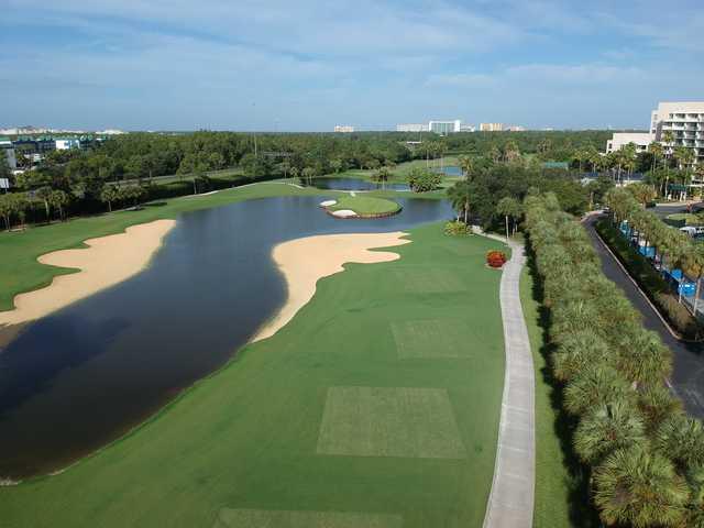 Aerial view of the finishing hole at Hawk's Landing