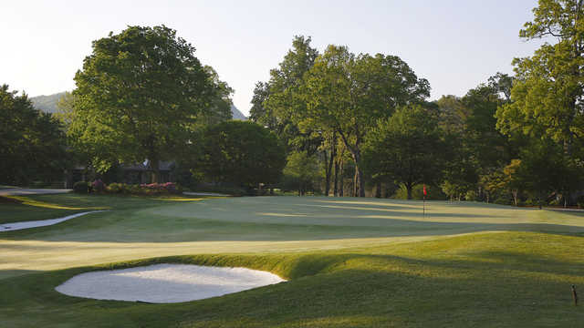 A sunny day view of a hole at Highlands Country Club.