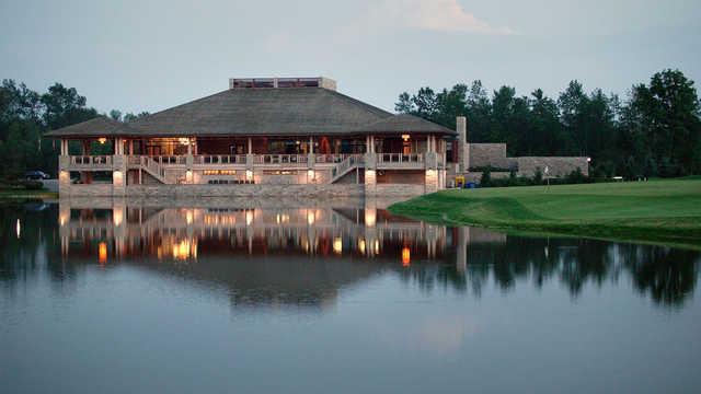 View of the clubhouse at Legends on the Niagara Golf Course.