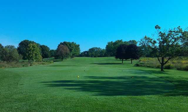 A view of a tee at Bonnie Brook Golf Course.