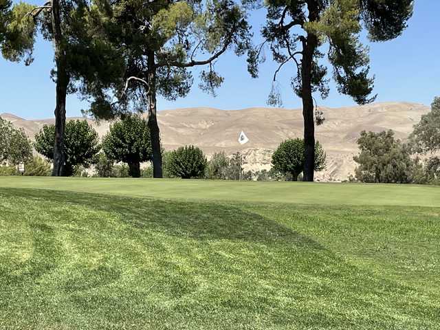 View of a green at Kern River Golf Course.