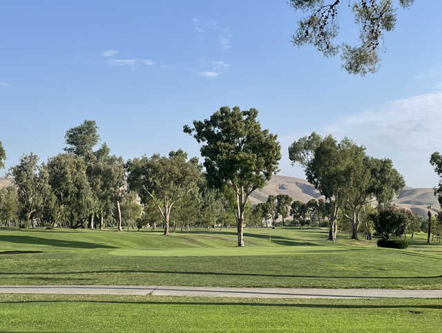 View of a green at Kern River Golf Course.