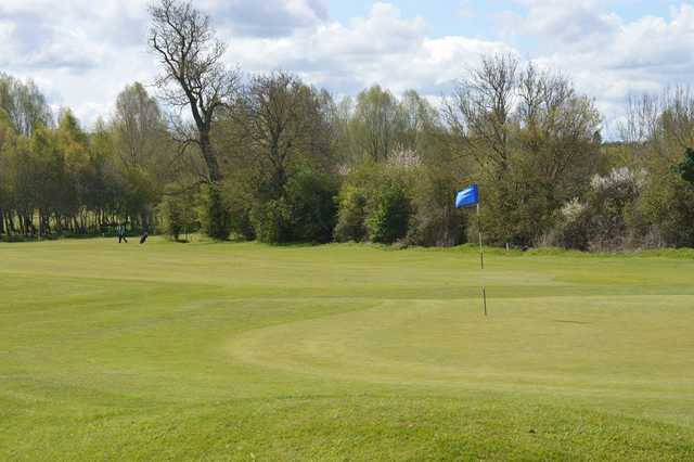 A view of the 4th green at Ravenmeadow Golf Centre.