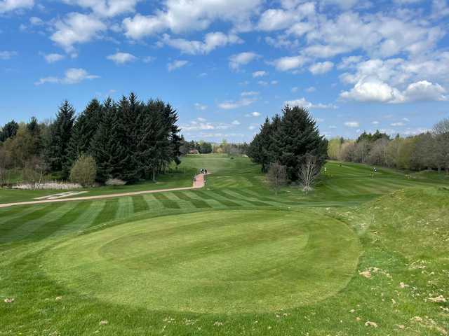 View of a green at Falkirk Golf Club.