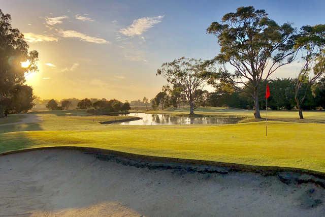 View of the 4th green at Bairnsdale Golf Club