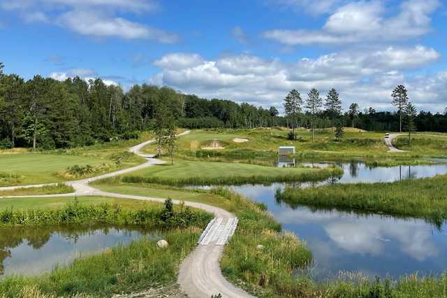 The view from the seventh tee shows off the mind-blowing canvas of the 13-hole Gravel Pit Golf Course.