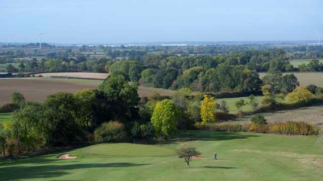 View of the 3rd green at Cold Ashby Golf Centre