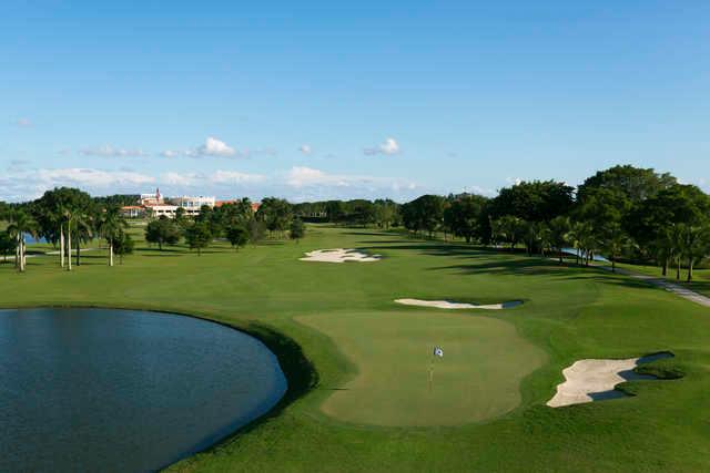 Looking back from the 1st green at Trump National Doral Miami - Blue Monster Course