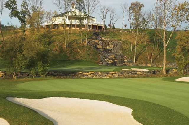 A view of hole #18 at Blue Ridge Shadows Golf Club (PDI Chris John).