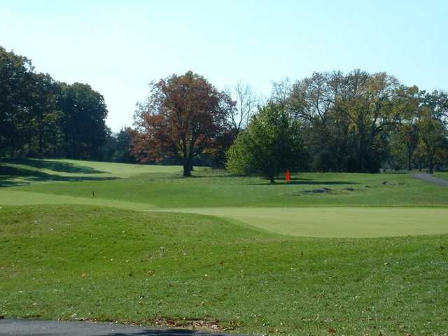 A view of hole #18 at Heritage Oaks Golf Course