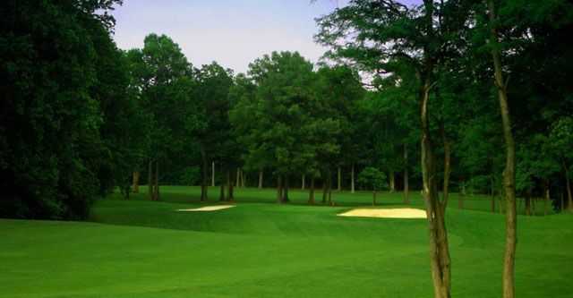 A view of hole #2 guarded by bunkers at Reston National Golf Course