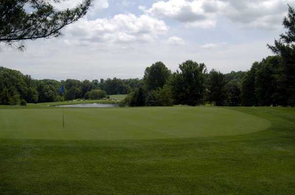 A view of the 1st green at Redgate Golf Course
