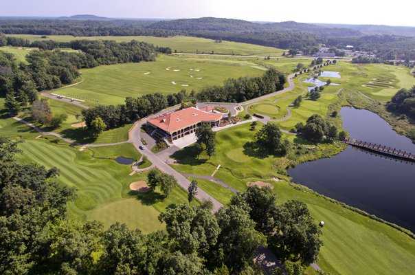 Aerial view of the clubhouse at Trappers Turn Golf Club