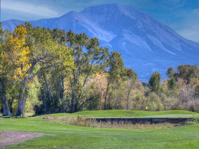 View of a green from Grandote Peaks Golf Course