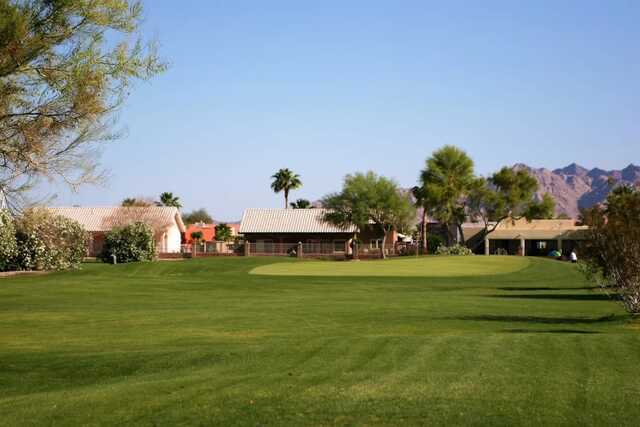 A view of a green at Foothills Par 3 Golf Course.