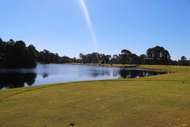 Vineyard Golf at White Lake