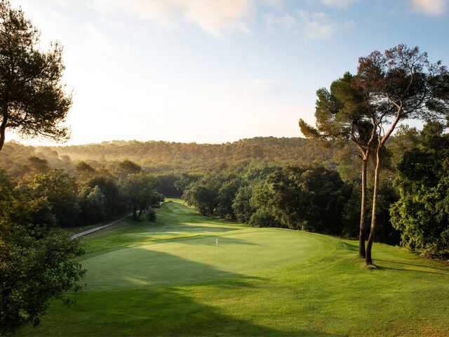 View of the 5th green from Opio Valbonne Golf Club.