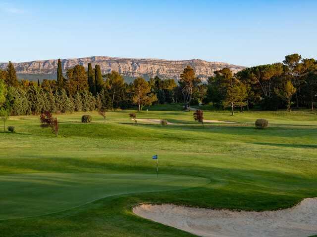 View of the 4th green from Sainte Baume Golf Club.