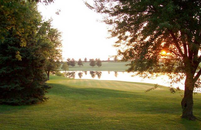 A sunny view from Wolves Crossing Golf Club