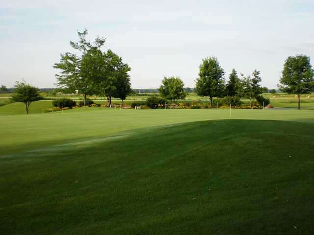 A view of the practice putting green at Nettle Creek