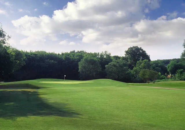 A view of the 6th hole at Lake Arlington Golf Course.