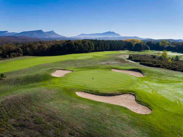 Aerial view of the 3rd hole from Izki Golf.