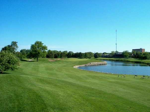 A view of hole #16 at Seven Bridges Golf Club