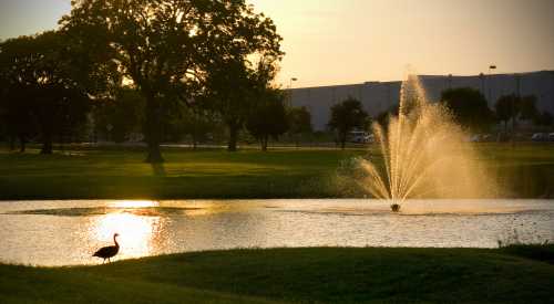 A view of the water fountain at Oak Hollow Golf Course