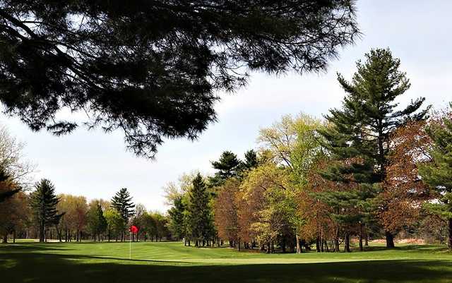 A view of green #9 at Westover Golf Club (Jayson's Photography)