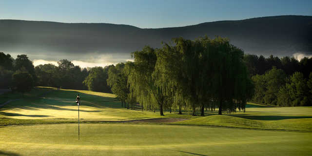 A view of hole #9 at Equinox Golf Club