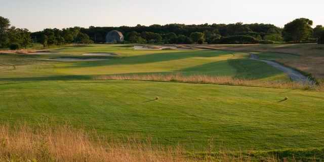 A sunny view from tee at Mill Creek Golf Club