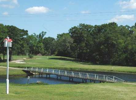 Hilltop Lakes Resort Golf Club - Reviews & Course Info | GolfNow