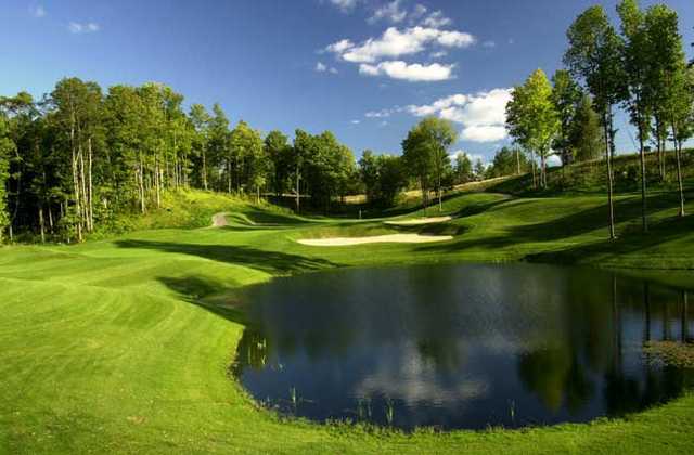 A view of the 9th hole at Hawk's Eye Golf Resort