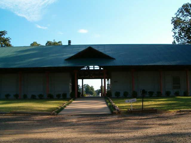A view of the entrance at Oak Lawn Country Club