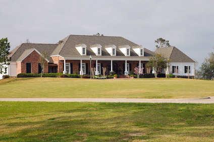 A view of the clubhouse at Gray Plantation