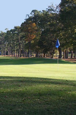 A view of hole #4 at Beachwood Golf Club