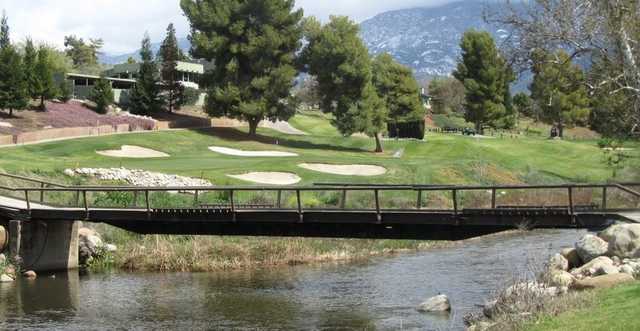 A view of the 9th green at River Island Country Club